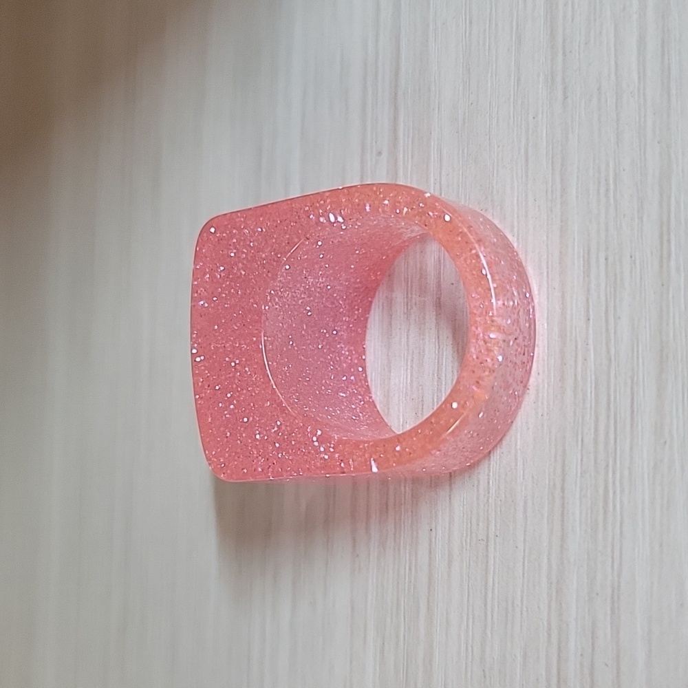 WATERMELON SPARKLE EAST-WEST RING - Picture 7 of 8